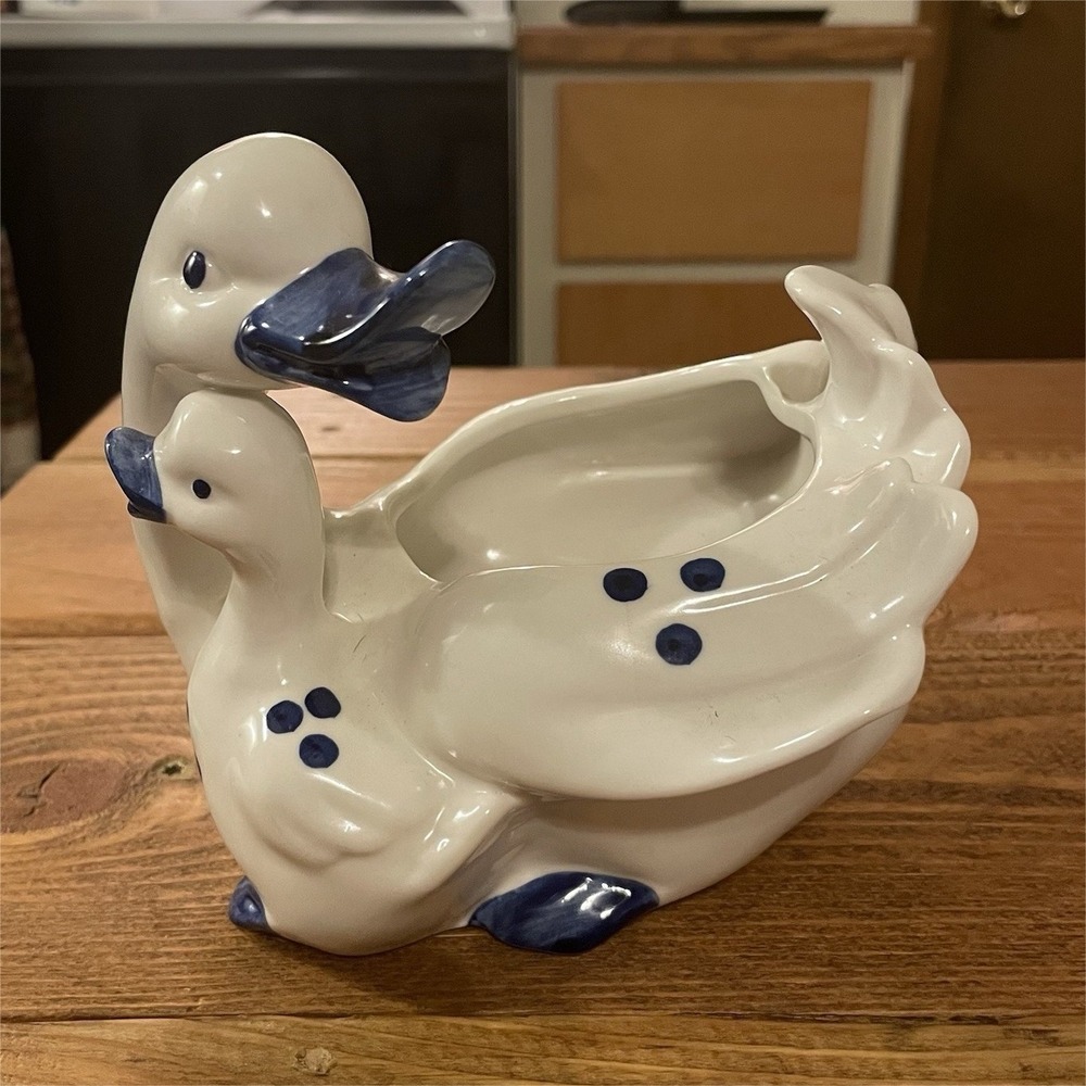 Vintage White & Blue Ceramic Duck/Goose Planter 5"